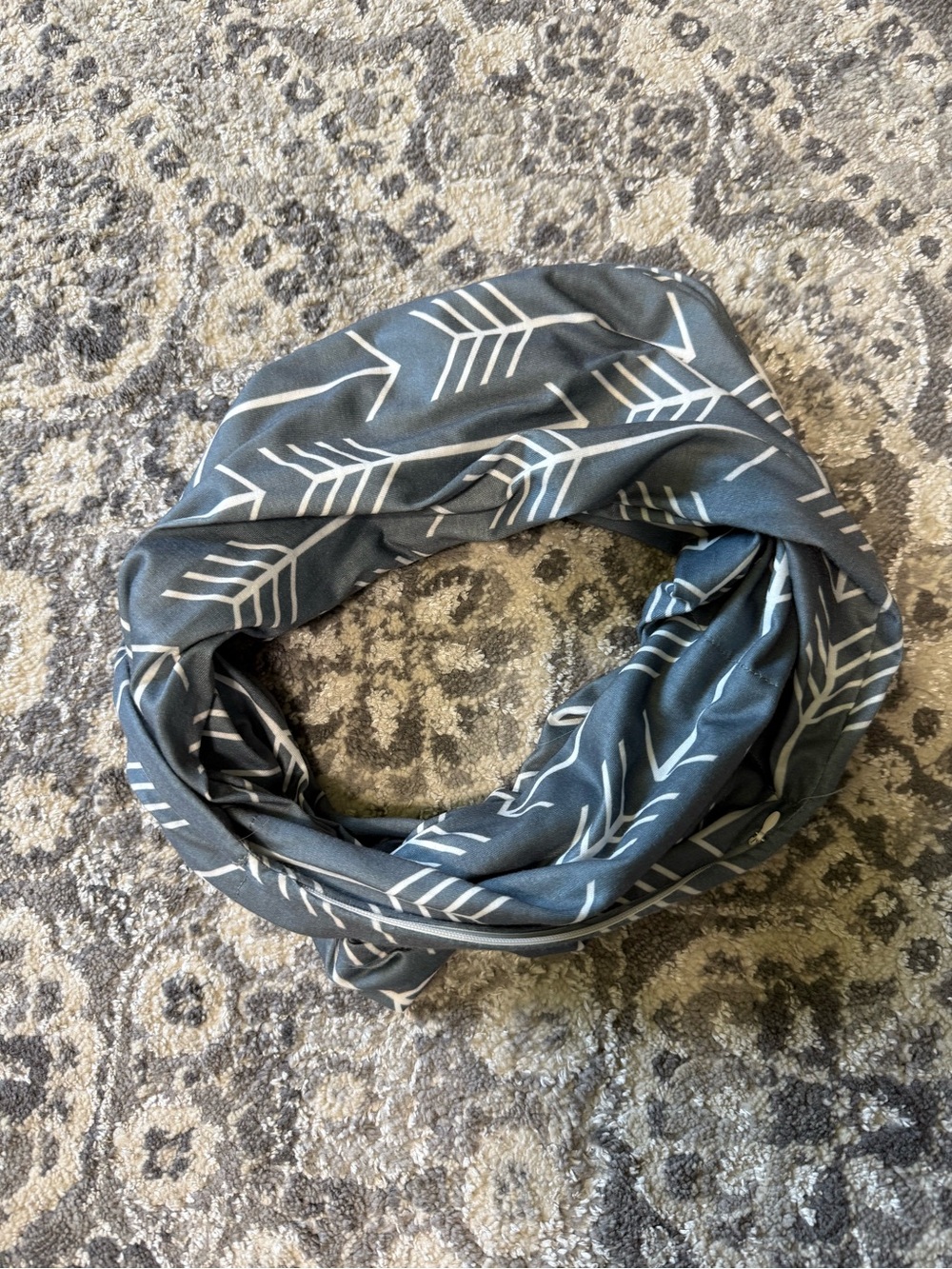 Women Gray Infinity Pocket Scarf with White Arrow Print